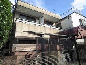 ファイブ　ペニ－ズ外観写真