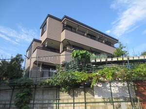プレジオ肥田外観写真