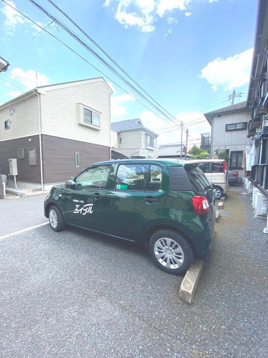 物件外観写真5　(駐車場)