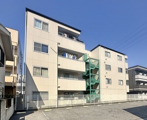 スワンボナール外観写真