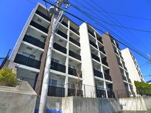プライムレジデンス市川外観写真