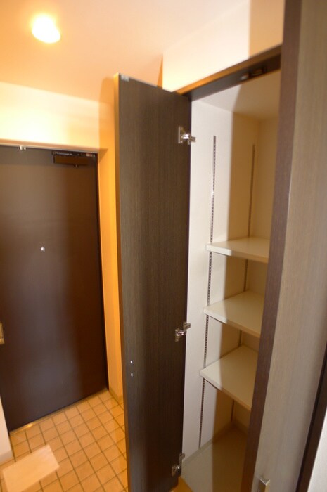 物件内観写真19　(収納)