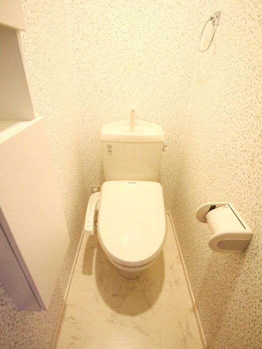 物件内観写真14　(トイレ)