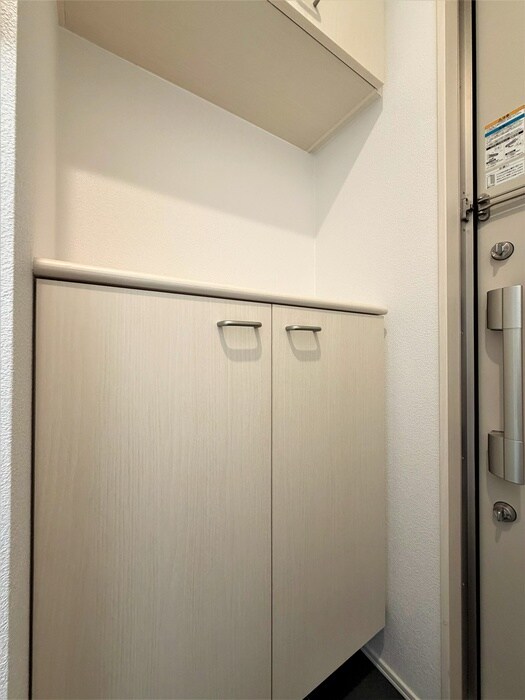 物件内観写真15　(靴箱)