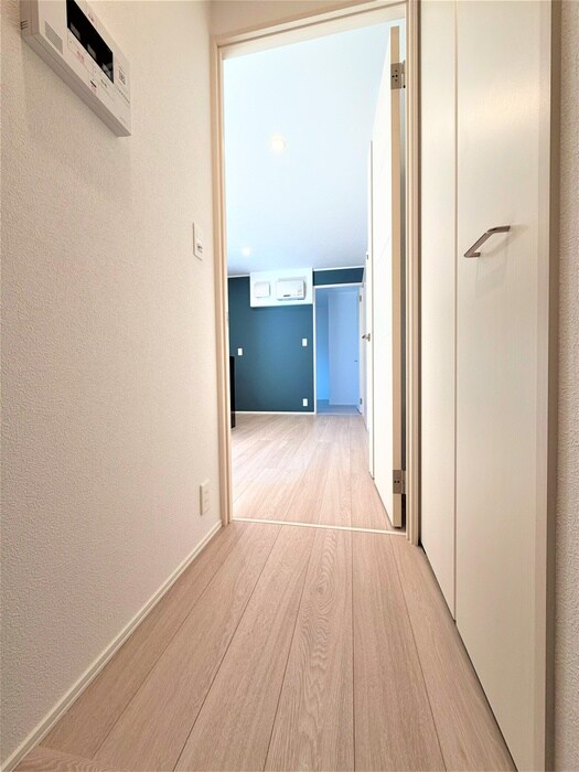 物件内観写真17　(廊下)