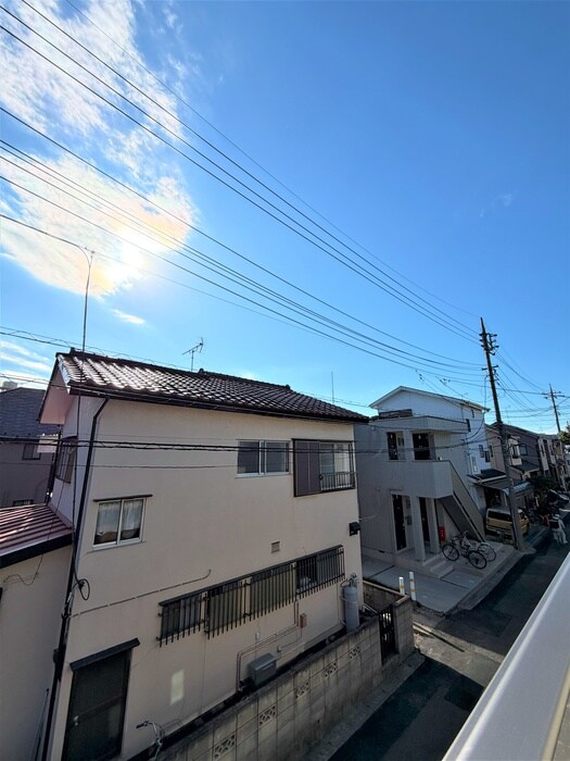 物件内観写真18　(室内からの展望)