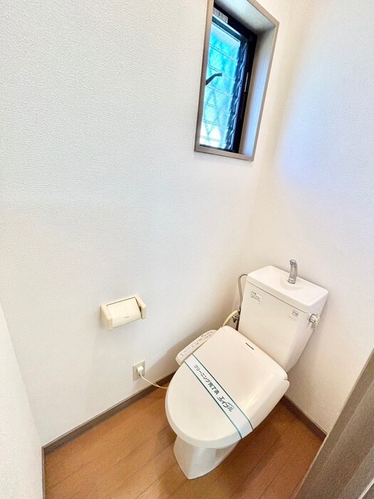 物件内観写真13　(トイレ)