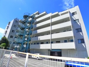 ヴィラージュ梅園外観写真