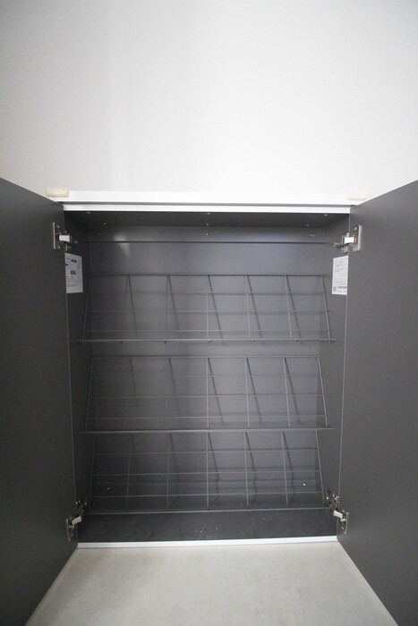 物件内観写真16　(靴箱)