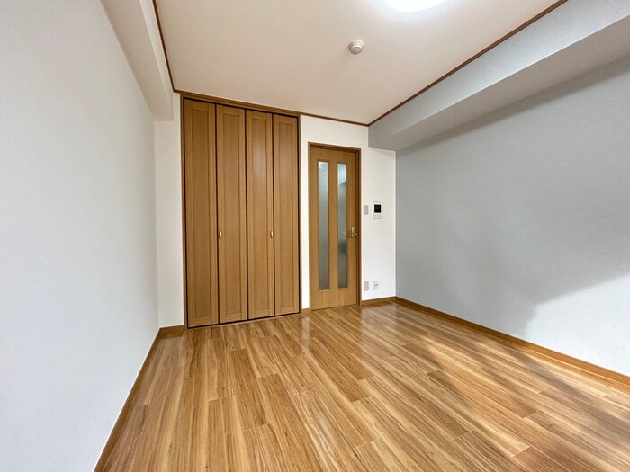 物件内観写真10　(居室)