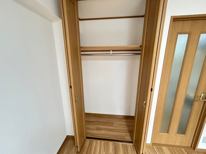 物件内観写真15　(収納)
