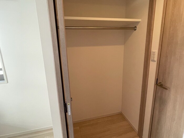 物件内観写真10　(収納)