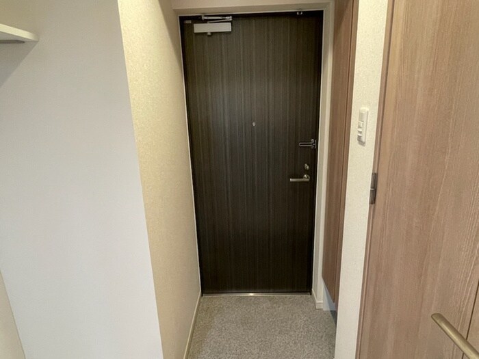 物件内観写真19　(玄関)