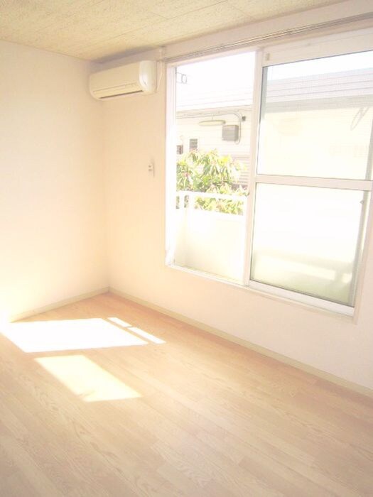 物件内観写真6　(居室)