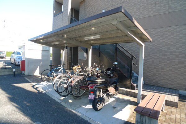 駐輪場