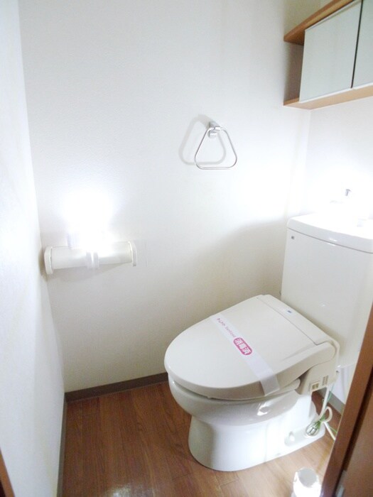 物件内観写真11　(トイレ)