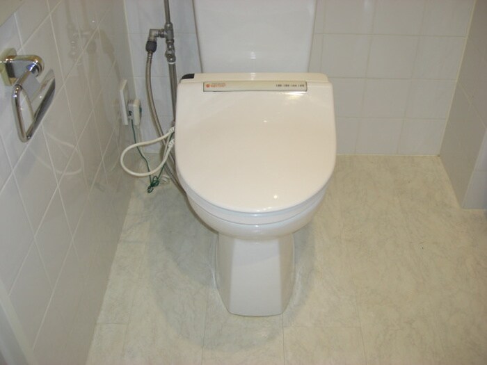 物件内観写真5　(トイレ)