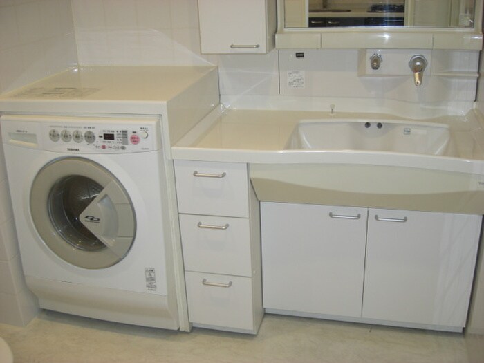 物件内観写真6　(洗面)