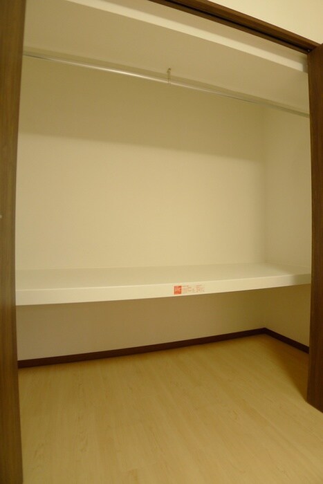 物件内観写真13　(収納)