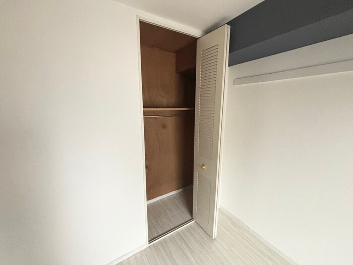 物件内観写真12　(収納)