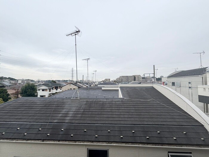 物件内観写真14　(室内からの展望)