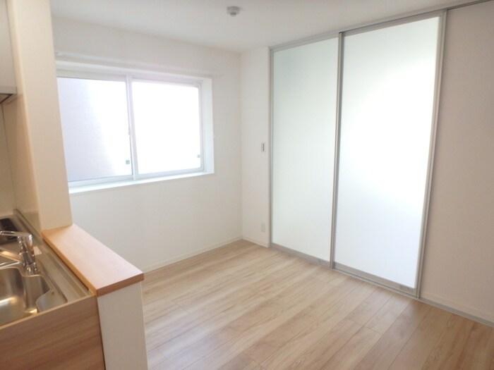 物件内観写真13　(内観写真)