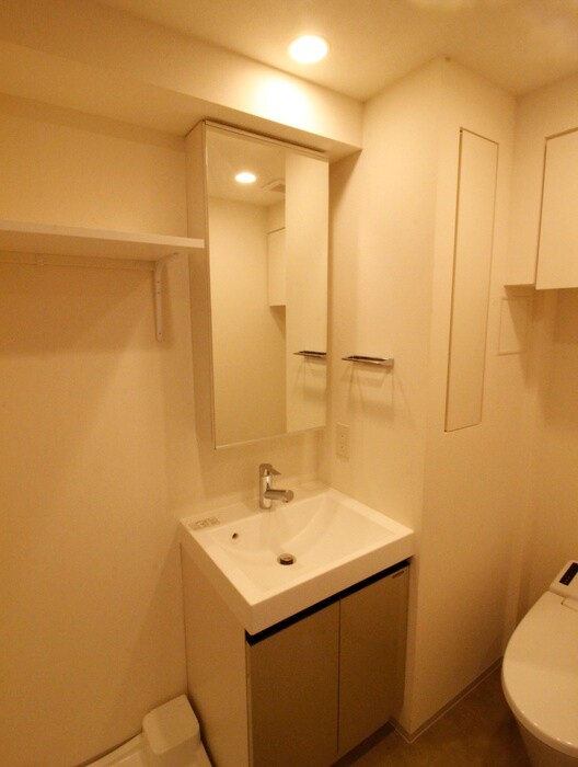 物件内観写真12　(洗面)