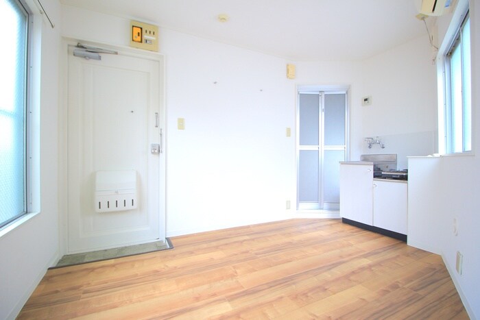 物件内観写真8　(居室)