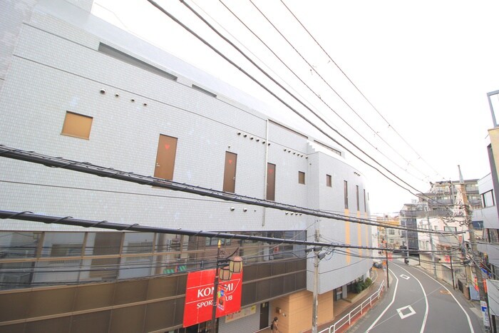 物件内観写真16　(室内からの展望)