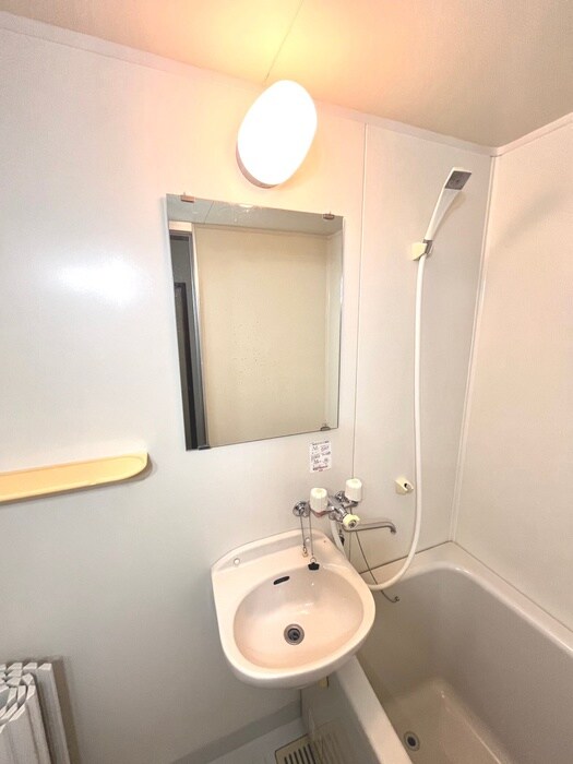 物件内観写真11　(洗面)