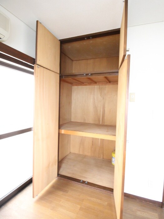 物件内観写真9　(収納)