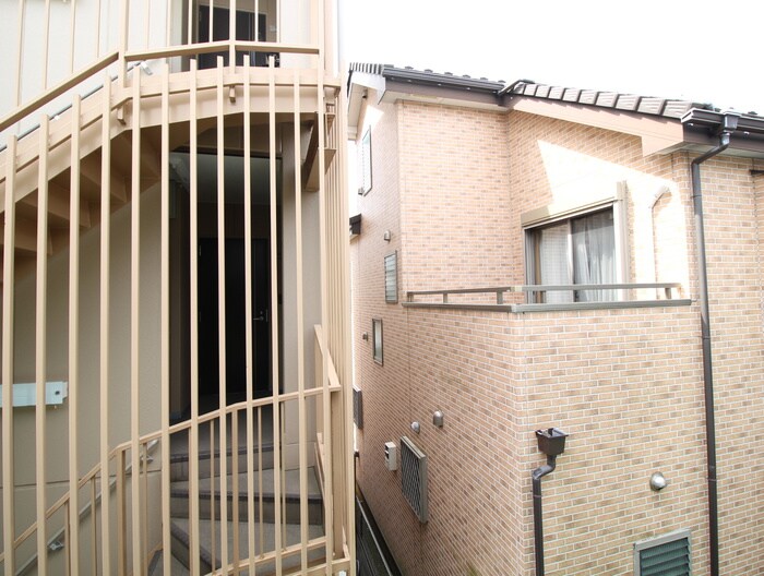 物件内観写真15　(室内からの展望)