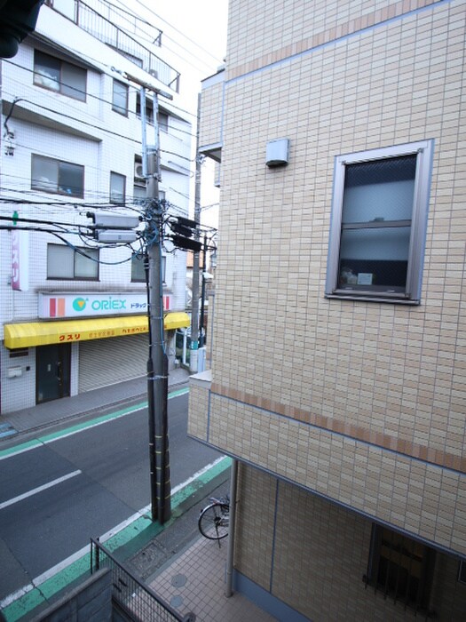 物件内観写真16　(室内からの展望)