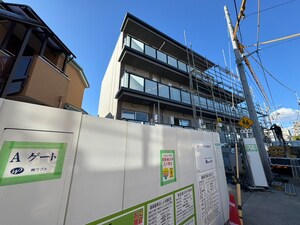 ｼｬﾝﾌｧｰﾚ中野ﾘﾌﾞｰﾄ(107)外観写真