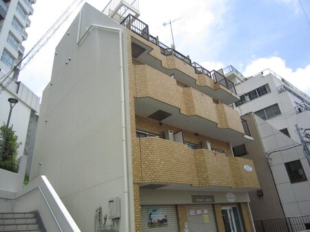 ﾗｲｵﾝｽﾞﾏﾝｼｮﾝ横須賀中央第２(401)外観写真