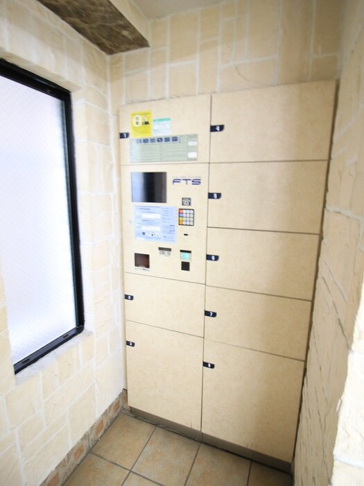 物件外観写真6　(建物設備)