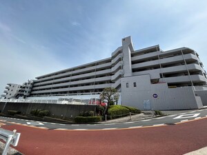 ﾆｭｰｳｪﾙﾃﾗｽ金沢八景F棟（206）外観写真