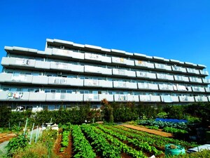 グランシャリオ千間台外観写真