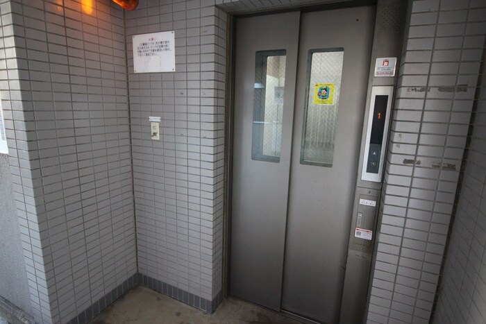 物件外観写真6　(建物設備)