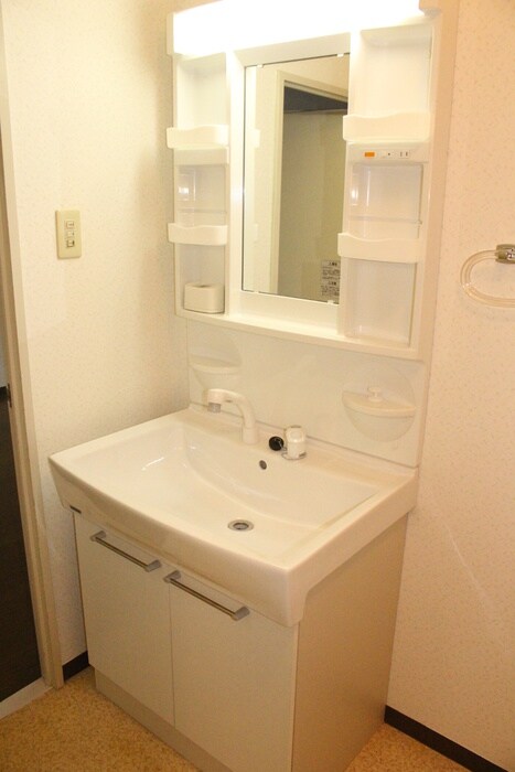 物件内観写真16　(洗面)