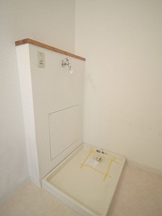 物件内観写真19　(洗濯機置場)