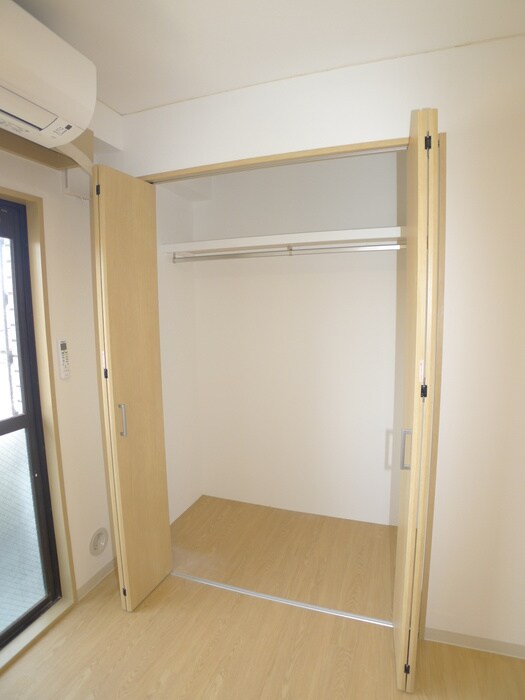 物件内観写真11　(収納)