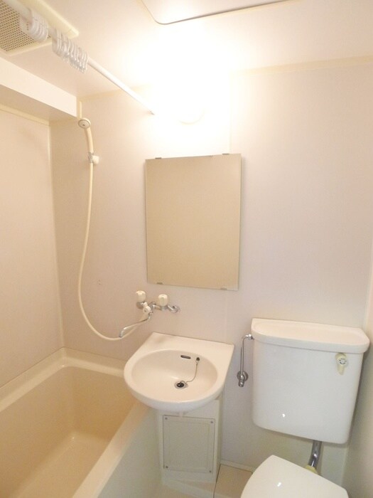 物件内観写真13　(洗面)