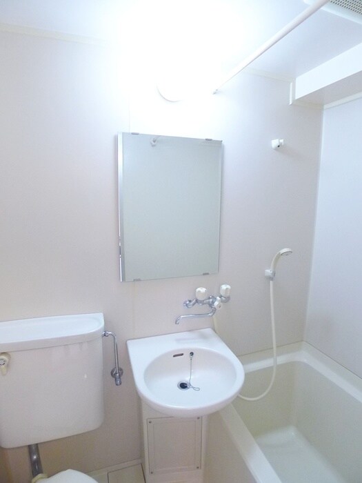 物件内観写真13　(洗面)