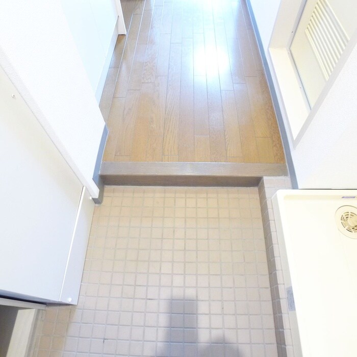 物件内観写真20　(玄関)