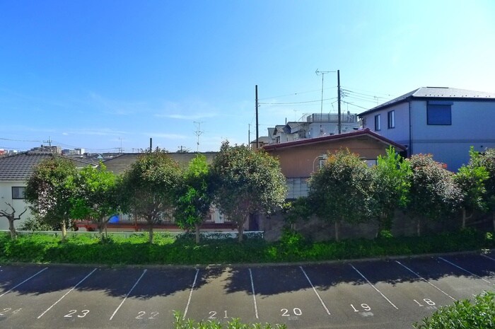 物件内観写真22　(室内からの展望)