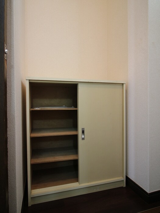 物件内観写真14　(靴箱)