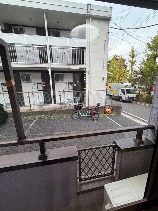 物件内観写真16　(室内からの展望)