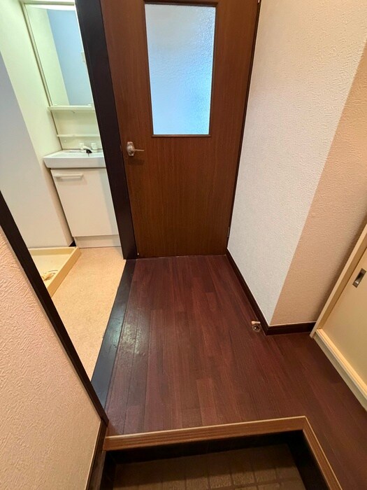 物件内観写真18　(廊下)