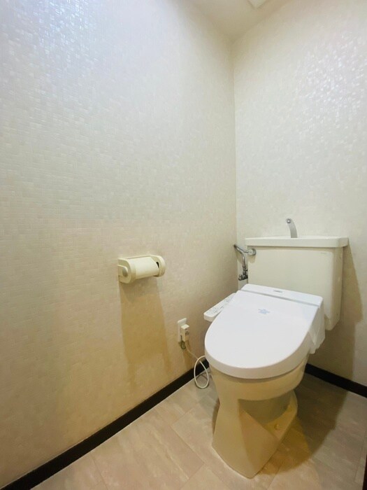 物件内観写真16　(トイレ)